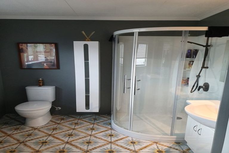 Photo of property in 42a South Road, Blagdon, New Plymouth, 4310