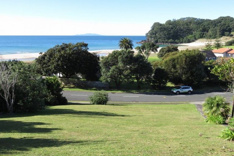 Photo of property in 119 Bambury Place, Onemana, Whangamata, 3691