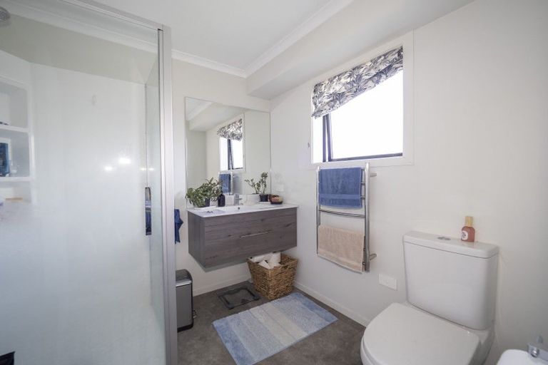 Photo of property in 2 Tarata Grove, Lansdowne, Masterton, 5810