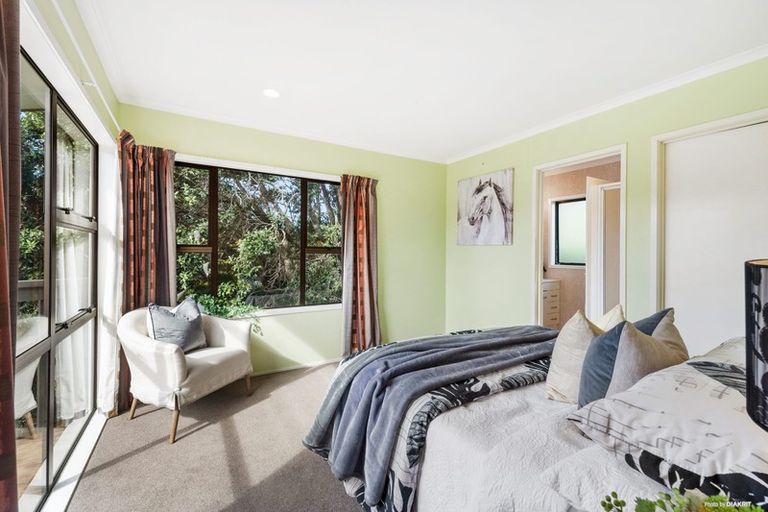 Photo of property in 10a Stillwater Crescent, Stillwater, Silverdale, 0993