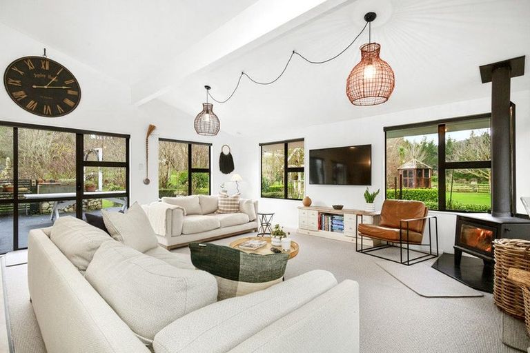 Photo of property in 111a Johnsons Road, Whitemans Valley, Upper Hutt, 5371