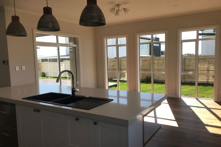 Photo of property in 111 Liberty Crescent, Beachlands, Auckland, 2018