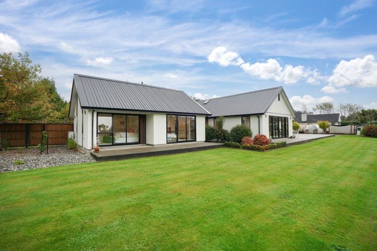 Photo of property in 18 Ruru Avenue, Otatara, Invercargill, 9879