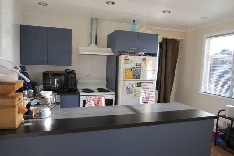 Photo of property in 105 Severn Street, Island Bay, Wellington, 6023