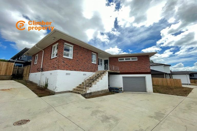 Photo of property in 2 Crystal Avenue, Glendene, Auckland, 0602