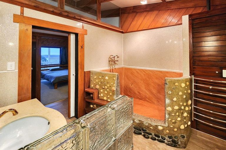 Photo of property in 2191 Tuakau Bridge-port Waikato Roa, Port Waikato, Tuakau, 2695