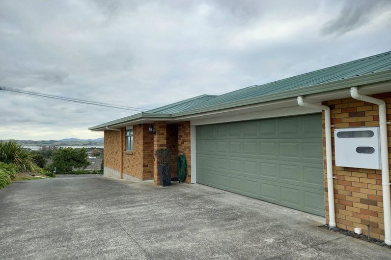 Photo of property in 25 Commins Road, Onerahi, Whangarei, 0110