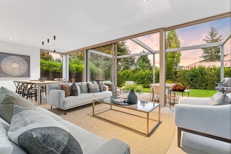 Photo of property in 1/61 Eely Point Road, Wanaka, 9305