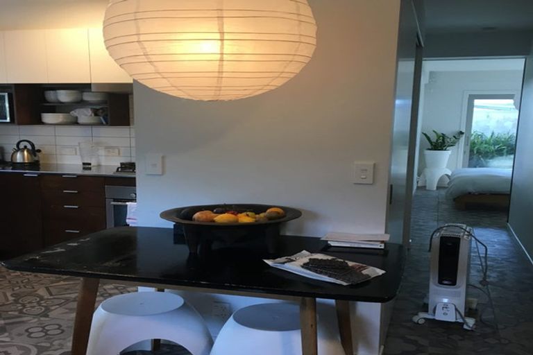 Photo of property in 8 Morice Place, Torbay, Auckland, 0630