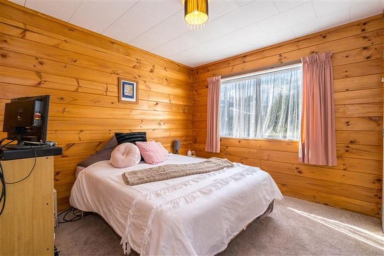 Photo of property in 36 Estuary Crescent, Fairfield, Dunedin, 9018