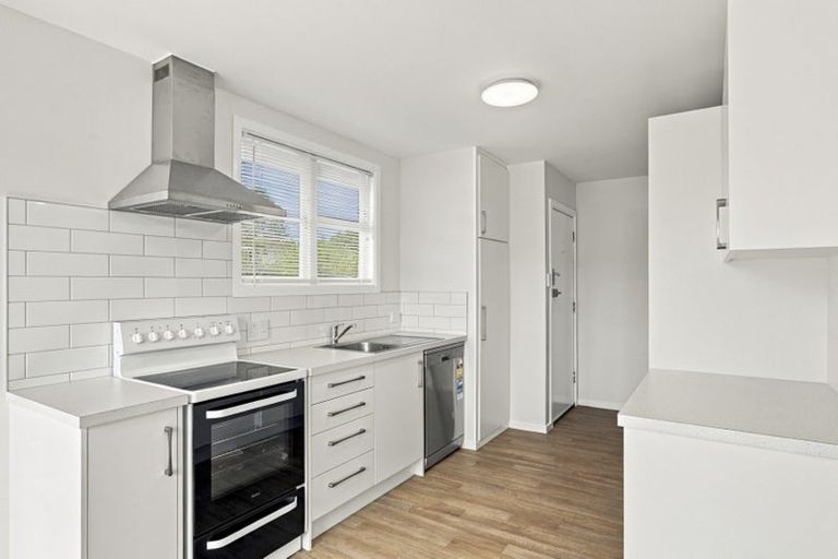 Photo of property in 61 Parsons Street, Frankleigh Park, New Plymouth, 4310