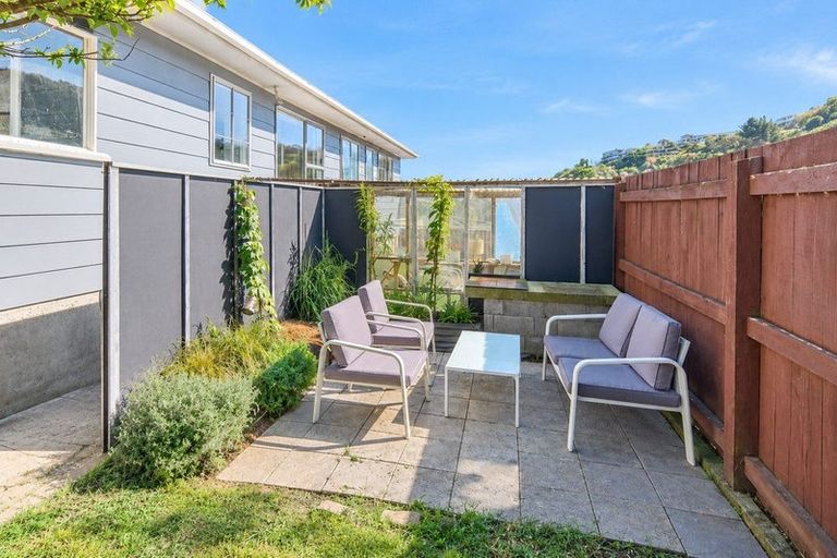 Photo of property in 19 Yarrow Place, Papakowhai, Porirua, 5024
