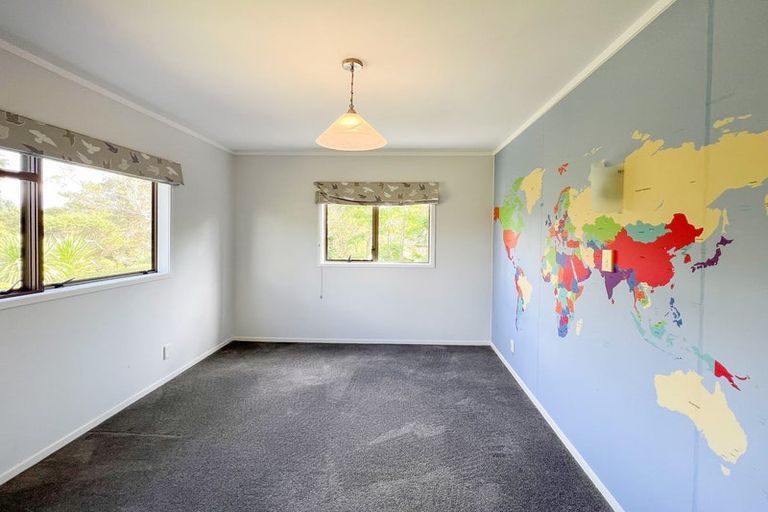 Photo of property in 22 Blundell Place, Chatswood, Auckland, 0626