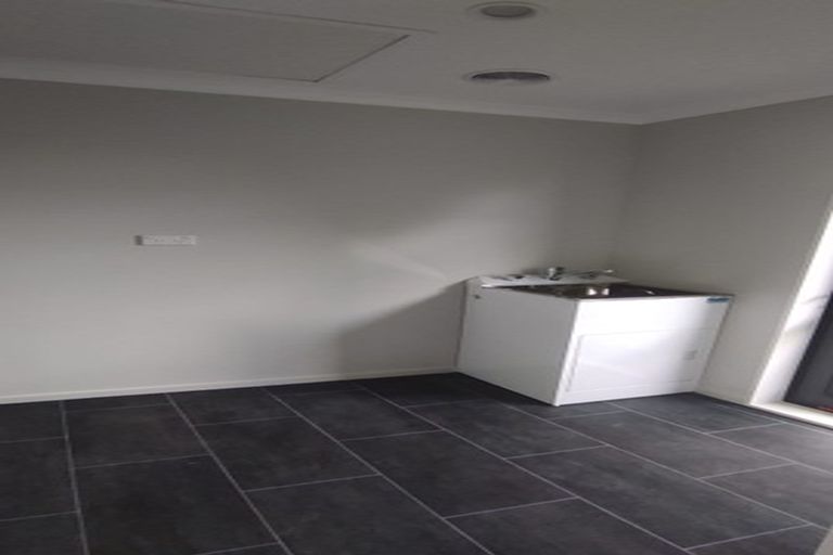 Photo of property in 54 Hillside Road, Mount Wellington, Auckland, 1062