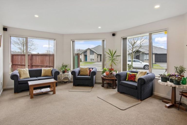 Photo of property in 47 Carradale Avenue, Broomfield, Christchurch, 8042