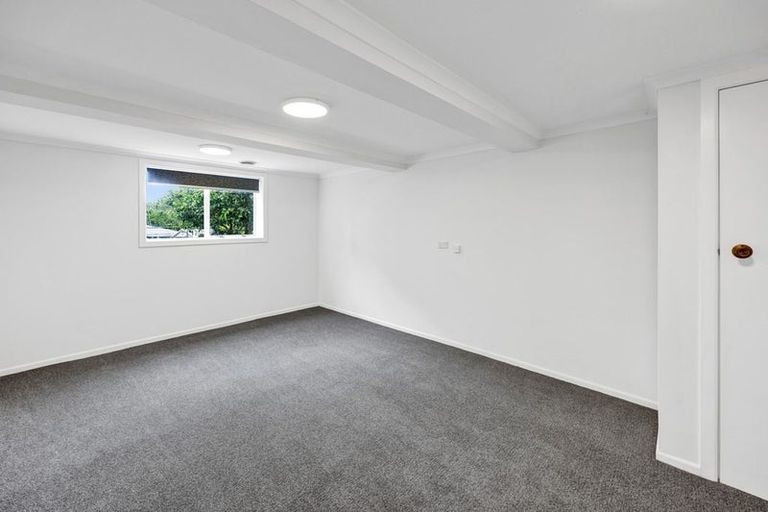 Photo of property in 3a Waimea Street, Westown, New Plymouth, 4310