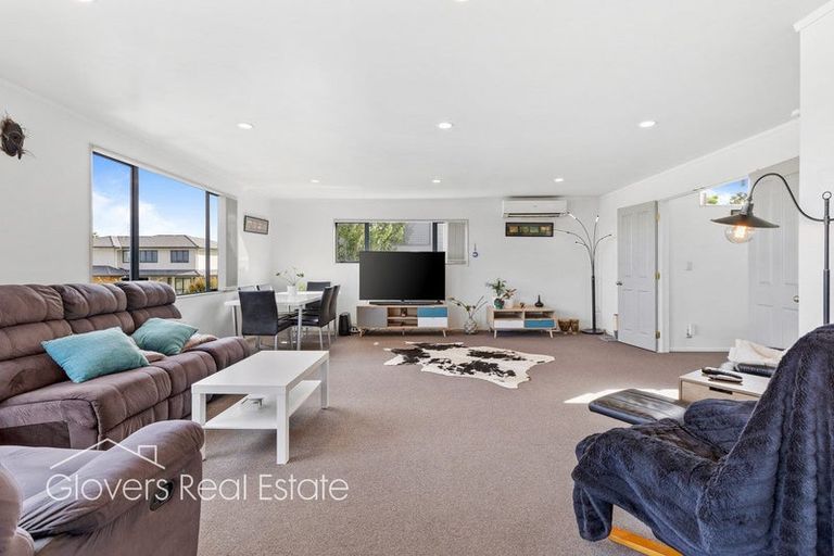 Photo of property in 14a Lesa Annis Place, Henderson, Auckland, 0612