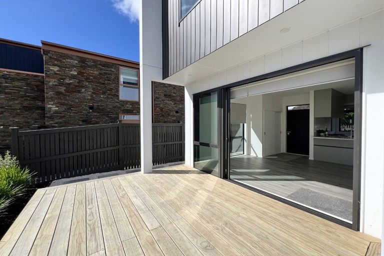 Photo of property in 13e Matterhorn Crescent, Northpark, Auckland, 2013