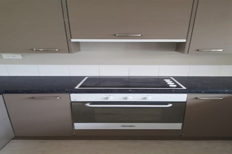 Photo of property in 17 Amberley Avenue, Te Atatu South, Auckland, 0610