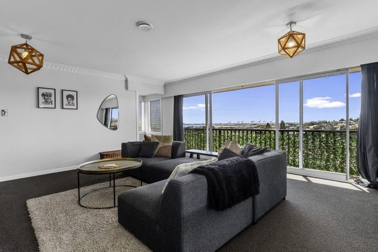 Photo of property in 40 Whitaker Street, Otumoetai, Tauranga, 3110