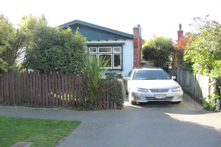 Photo of property in 39 Walpole Street, Waltham, Christchurch, 8023