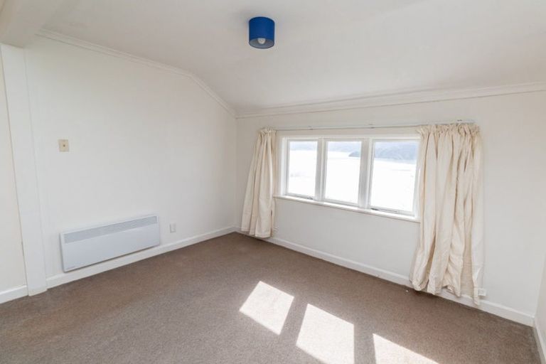 Photo of property in 37a Grafton Road, Roseneath, Wellington, 6011