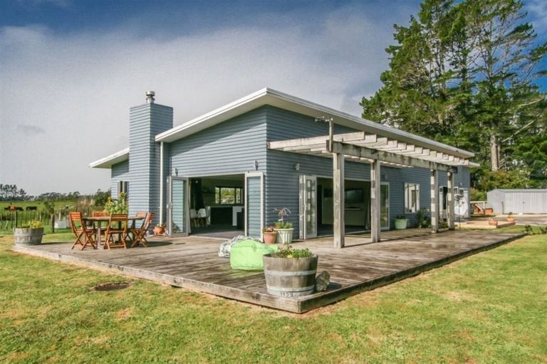 Photo of property in 1271 Upland Road, Egmont Village, Inglewood, 4386