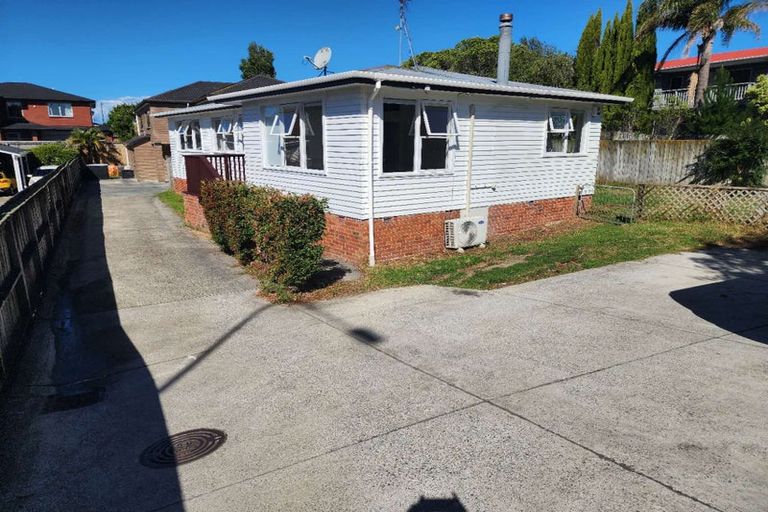 Photo of property in 307 Albany Highway, Rosedale, Auckland, 0632