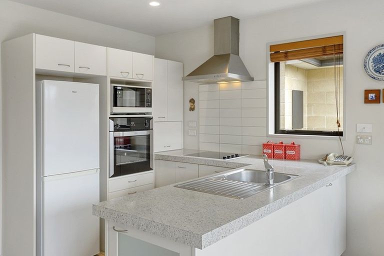 Photo of property in 19d Gamblins Road, Saint Martins, Christchurch, 8022