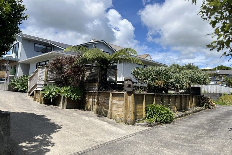 Photo of property in 76 Oranga Street, Westown, New Plymouth, 4310