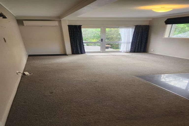Photo of property in 49 Dowling Grove, Silverstream, Upper Hutt, 5019