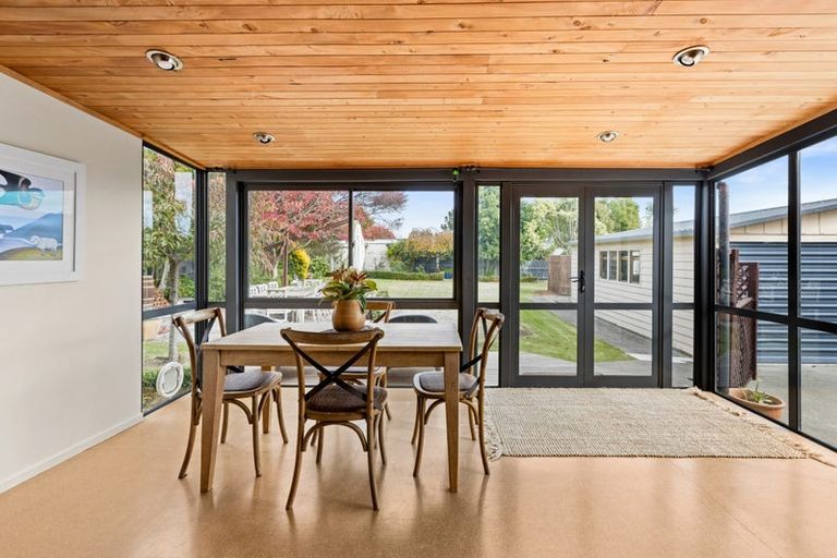 Photo of property in 23 Guthrie Road, Havelock North, 4130