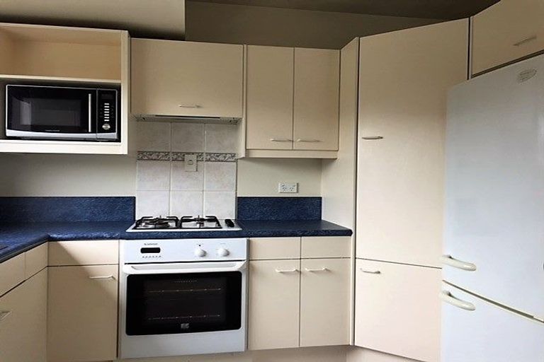 Photo of property in 2/27 Cardigan Bay Place, Addington, Christchurch, 8024