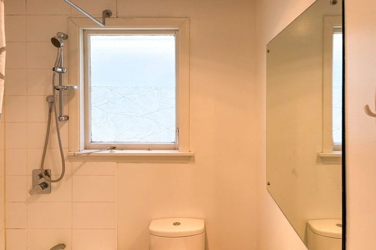 Photo of property in 8 Packe Street, Edgeware, Christchurch, 8013