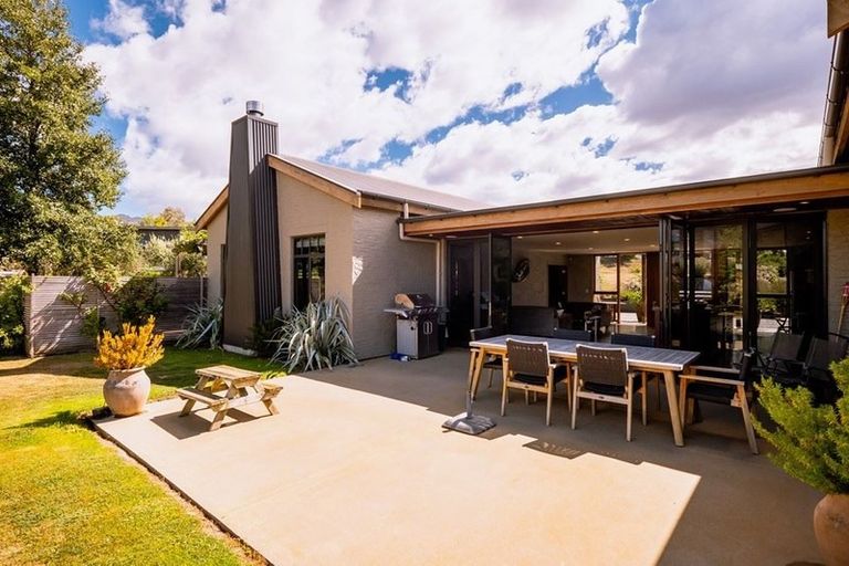 Photo of property in 57 Hall Road, Bannockburn, Cromwell, 9384