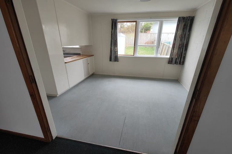 Photo of property in 2a-b Waihemo Street, Waitangirua, Porirua, 5024