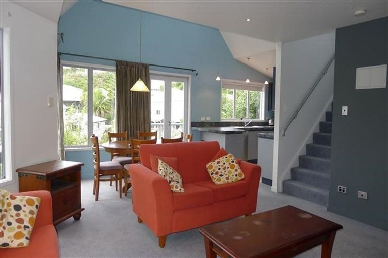 Photo of property in 36a Sutherland Crescent, Melrose, Wellington, 6023