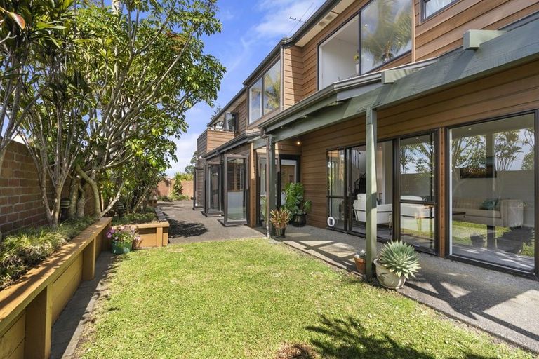 Photo of property in 157 Beach Road, Castor Bay, Auckland, 0620