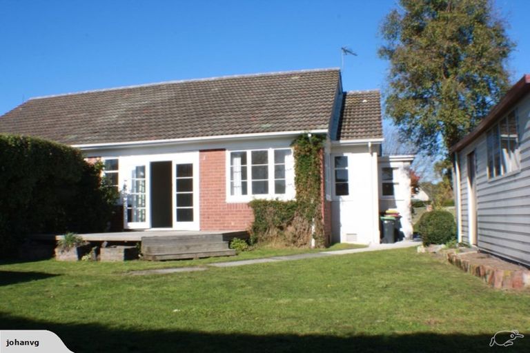 Photo of property in 11 Coopers Road, Dallington, Christchurch, 8061