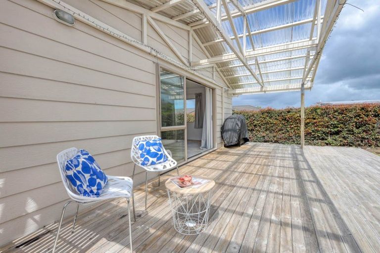 Photo of property in 16 Kedge Drive, Mangawhai, 0505