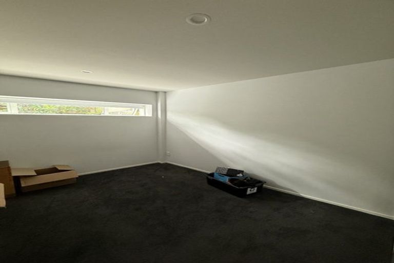 Photo of property in 54e Birkdale Road, Birkdale, Auckland, 0626