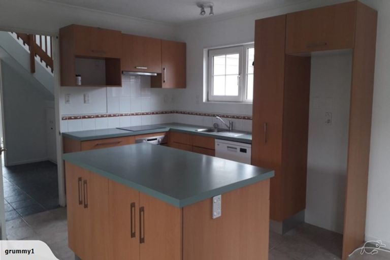 Photo of property in 35 Beauford Place, Parklands, Christchurch, 8083