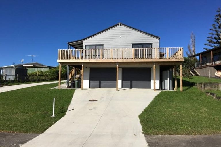 Photo of property in 4 Clearview Heights, Ranui, Auckland, 0612