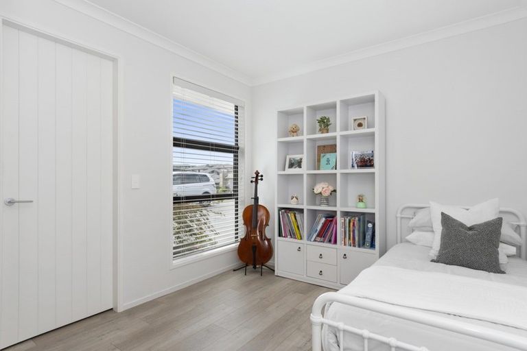 Photo of property in 38 Puhirake Crescent, Pyes Pa, Tauranga, 3112