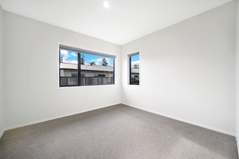 Photo of property in 3 Mill Grove, Riverhead, 0820