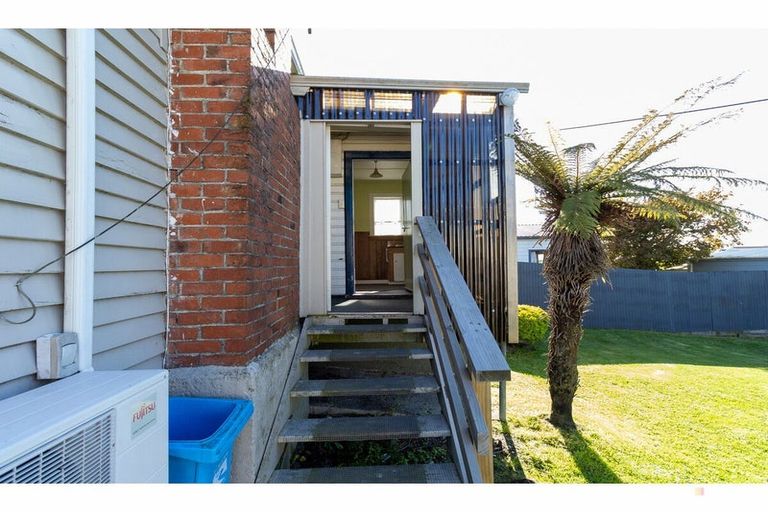 Photo of property in 141 Evans Street, Waimataitai, Timaru, 7910
