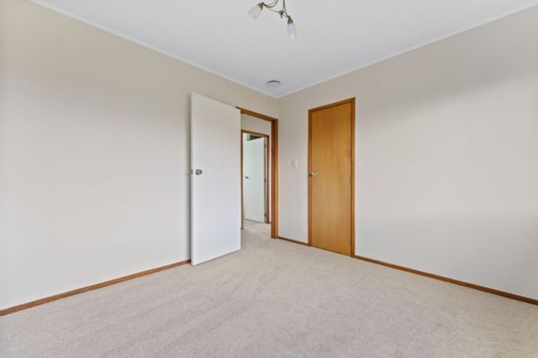 Photo of property in 19 Casuarina Road, Half Moon Bay, Auckland, 2012