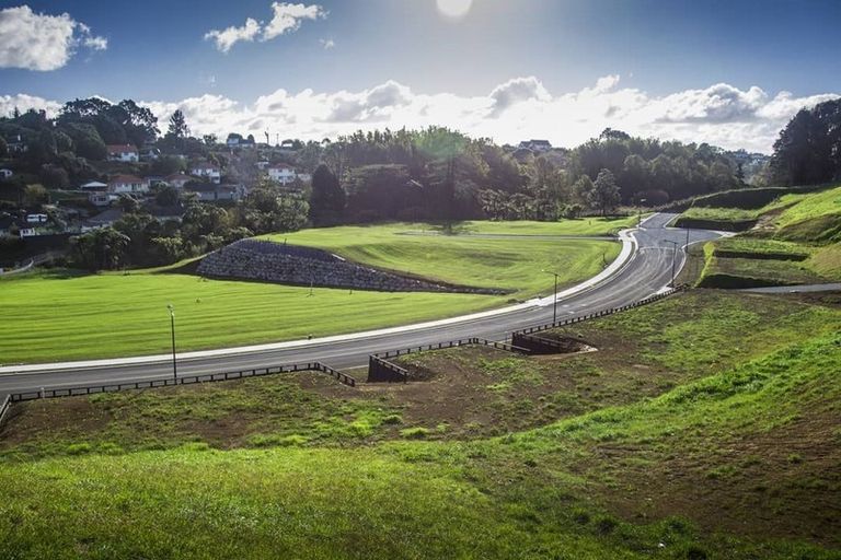 Photo of property in 43 Sycamore Grove, Lower Vogeltown, New Plymouth, 4310