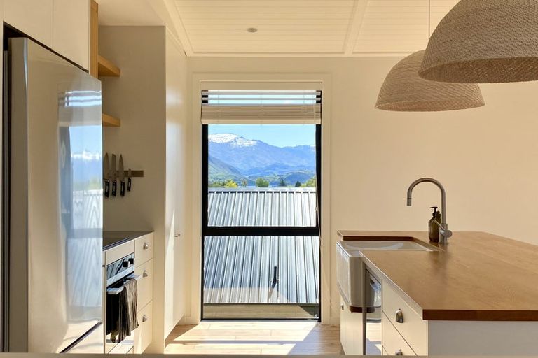 Photo of property in 13 Tuke Lane, Wanaka, 9305