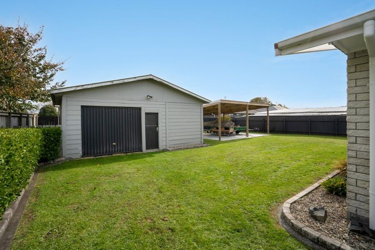 Photo of property in 317 Shakespeare Street, Leamington, Cambridge, 3432